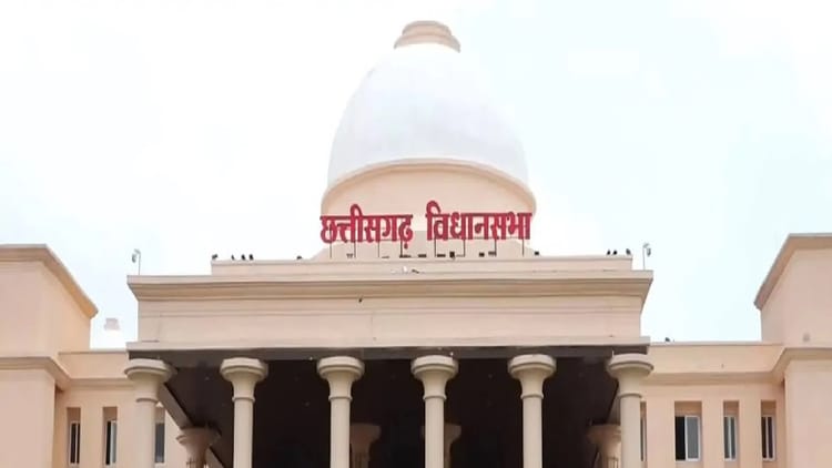 Chhattisgarh News: निजी क्षेत्र के कर्मचारियों को राहत, अब तय समय से ज्यादा काम पर मिलेगा पूरा ओवरटाइम