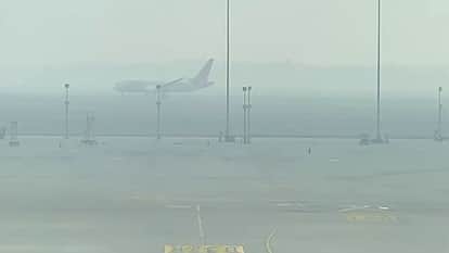 North India Fog and low visibility News AAI advisory airlines cos precautions IndiGo and other flight updates