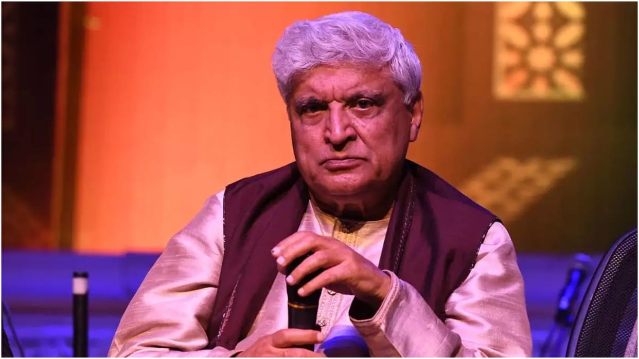 Javed Akhtar Questioning To Wearing Burqa He Sparked Conversation On Choice Dignity And Social Pressure