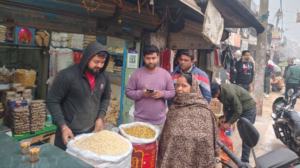Food Safety Department team launched campaign in Amethi traders said samples taken daily to create pressure