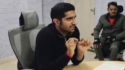 Varanasi municipal corporation react on water and sewer taxes of math and mandir