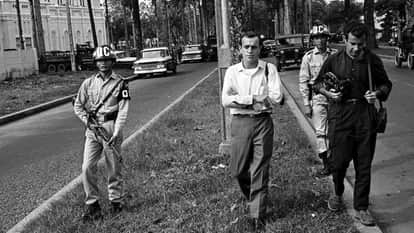 Peter Arnett Pulitzer Prize-winning correspondent who covered wars from Vietnam to Iraq has died at 91