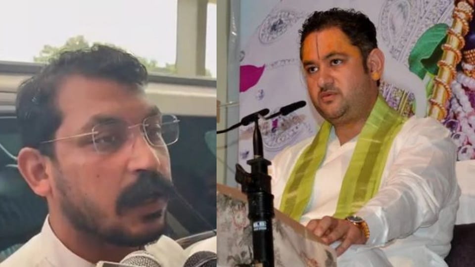 MP Chandrashekhar raised questions over guard of honor given to kathawachak Pundarik Goswami