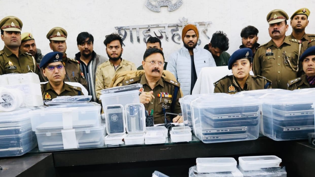 Six accused arrested for defrauding people of crores of rupees in the name of investment in Budaun