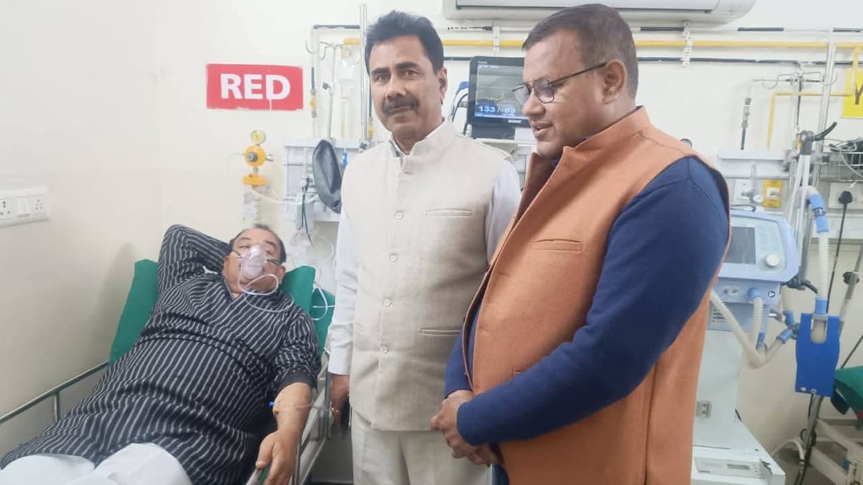 Uttarakhand Former cabinet minister Harak Singh Rawat's health deteriorates  admitted to hospital