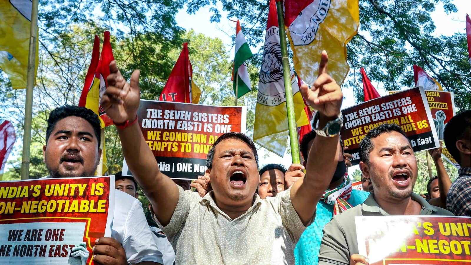 bangladesh unrest photos protest in tripura mob lynching dhaka osman hadi death
