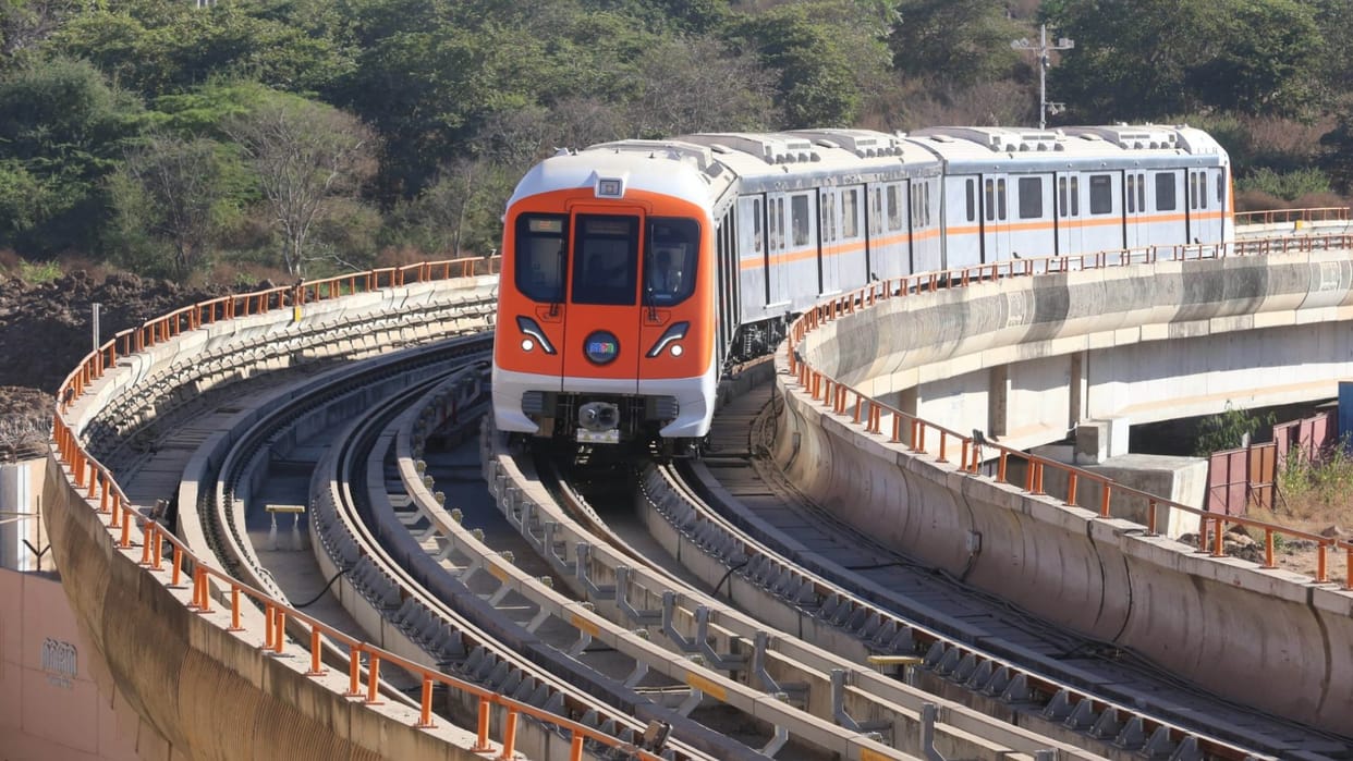 MP News: Bhopal Metro timings changed, from tomorrow it will run only from 11 am to 4.30 pm.