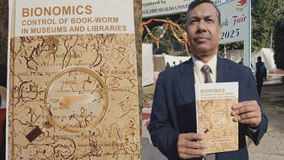 Herbal formula for book-gnawing insects