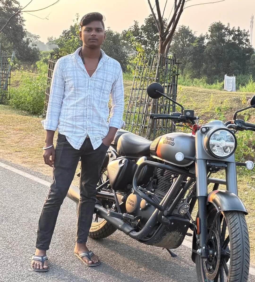 हादसे में बाइक सवार दो युवकों की मौत, फाइल