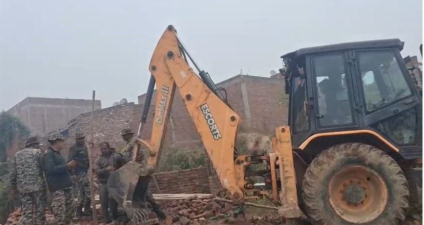 Bulldozer Action Against Encroachment on Kanha Gaushala Land
