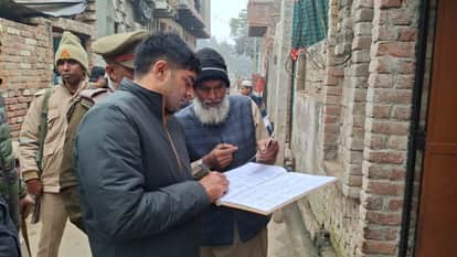 Shamli: Police Conduct Aadhaar Verification Drive in Riot-Affected Naheed Colony, Kairana