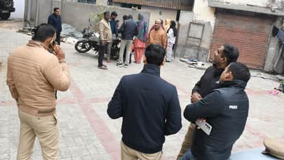 Lucknow: A girl playing on a rooftop was shot in the head, prompting the UP police to be alerted; they are che