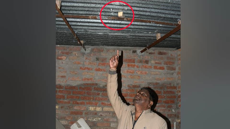 Bullet hit girl head Who playing on roof doctor stitched up wound mistaking minor injury in lucknow