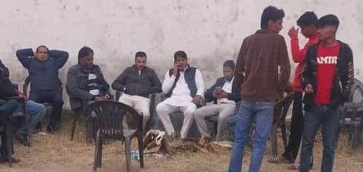 Father dies at school gate after dropping off child suspected heart attack