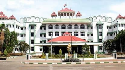 Madras High Court Justice Swaminathan citing Prophet Muhammad directed Madurai Corporation to pay lawyer fees