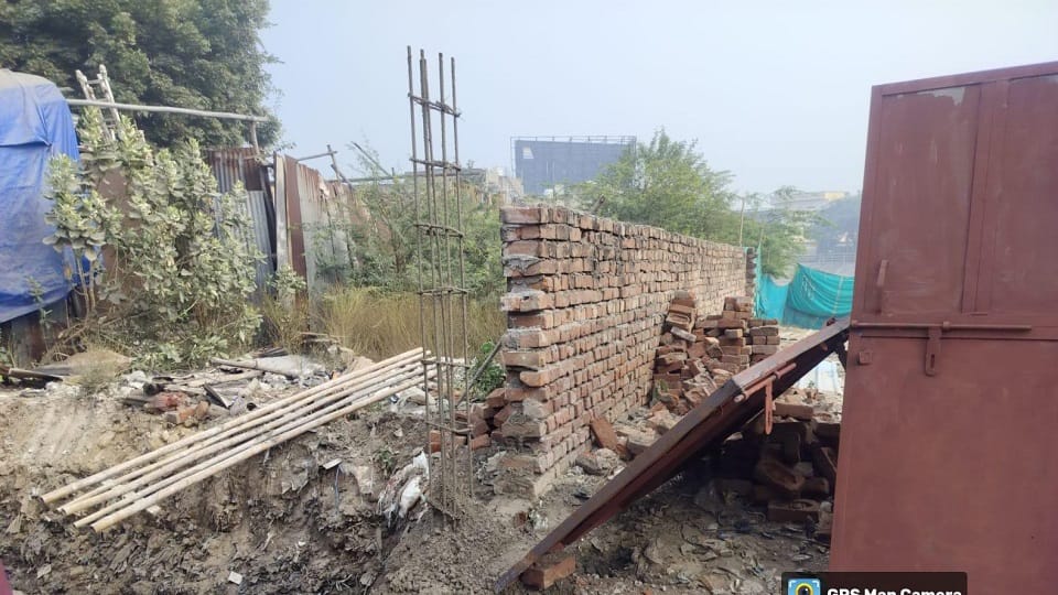 Bulldozers demolished illegal structures built on government land