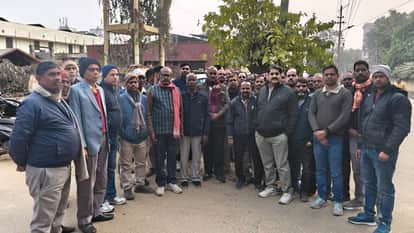 Two COD employees riding a bike died after being hit by a Scorpio; accident took place on new Yamuna bridge