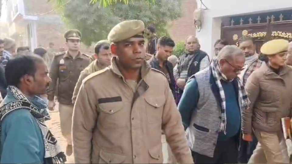 Kanpur Suicide case Saraf wrote a suicide note to his father Suicide after killing his son