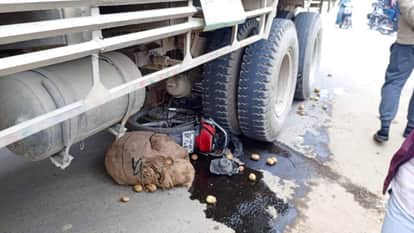 man injured in road accident when his motorcycle was hit by truck in Varanasi