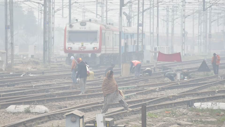 UP Weather: Daytime temperature drops by four degrees; see pictures from Moradabad
