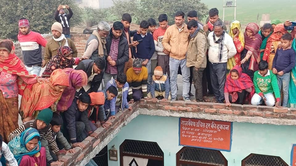 UP Road Accident Kills Four Family Shattered as Parents and Son Die on Moradabad-Agra Highway