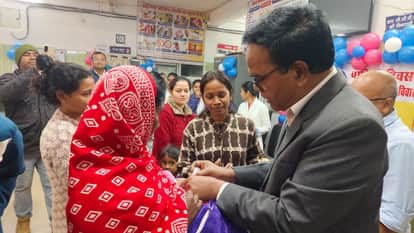 Polio drops were administered to more than one lakh children on first day in Dhamtari