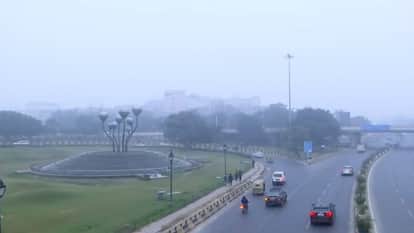 Delhi-NCR Pollution Crisis: Air Turns Toxic, AQI Level Today Delhi Air Pollution News in Hindi