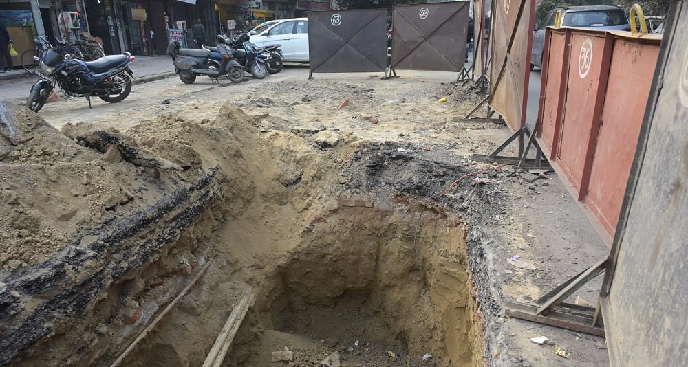 Kanpur After three and a half years excavation work has resumed on Mal Road