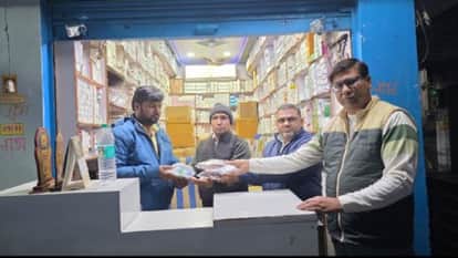 Government hospital medicines were being sold at medical store; drug department seized medicines