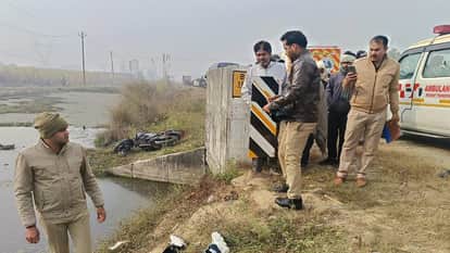 Bijnor: Youth murdered by strangulation with rope, dead body found on the side of Meerut-Pauri highway