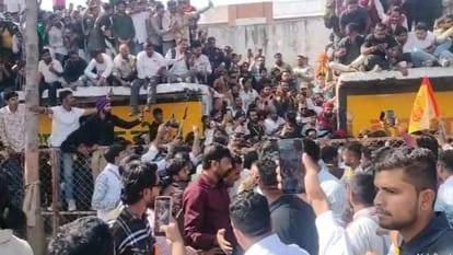 MP News: Karni Sena's Jan Kranti Nyay movement in Harda; a massive crowd gathered at Nehru Stadium.