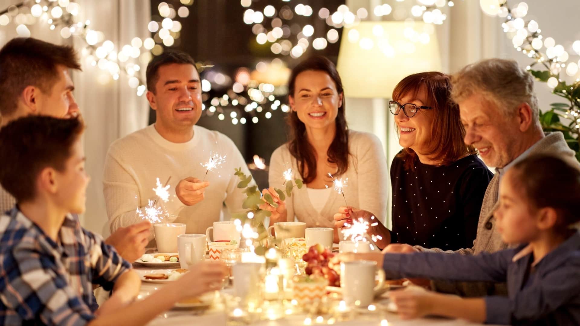 How To Celebrate New Year At Home With Family Naya Saal Kaise Manaye