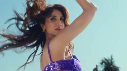 Honey Singh new song Aadat Released Vaani Kapoor Dance with singer