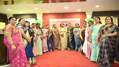 Raipur News: Shakti Wala Welfare Foundation Newly appointed office honored for their social service