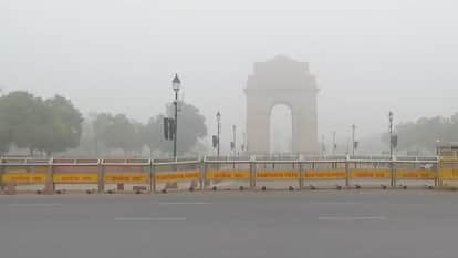 Air quality remains in the very poor category in Delhi