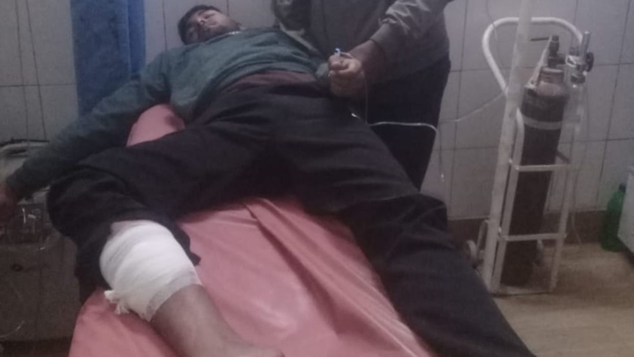 Bullet-riding miscreants shot a young man in broad daylight in jaunpur