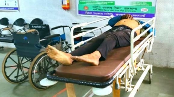 सरायकेला-चाईबासा मार्ग पर भीषण सड़क हादसा।