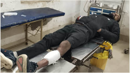 Police encounter with cow smugglers in Salempur, Deoria; 1 criminal injured, 3 arrested