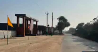 The Tehsildar (revenue officer) initiated the residential land registration process for government road land.