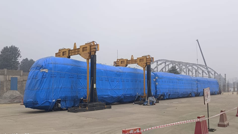 Kanpur: second train for Metro Corridor-2 arrived at the under-construction depot at the CSA campus