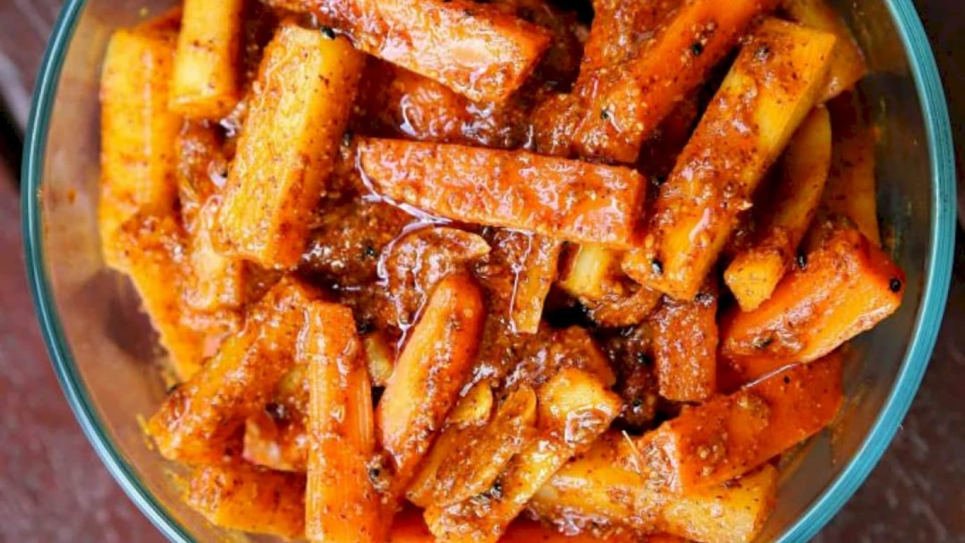 Mixed Achaar Recipe in Hindi How to Make Mooli Achar and Gobhi Achaar At Home