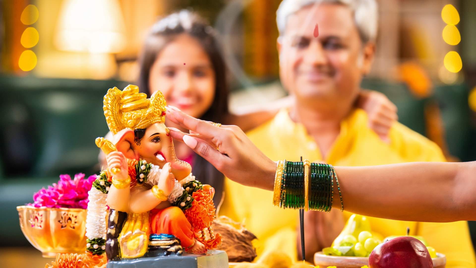 Vastu tips never do these things even by mistake after worship bring negativity and Unrest