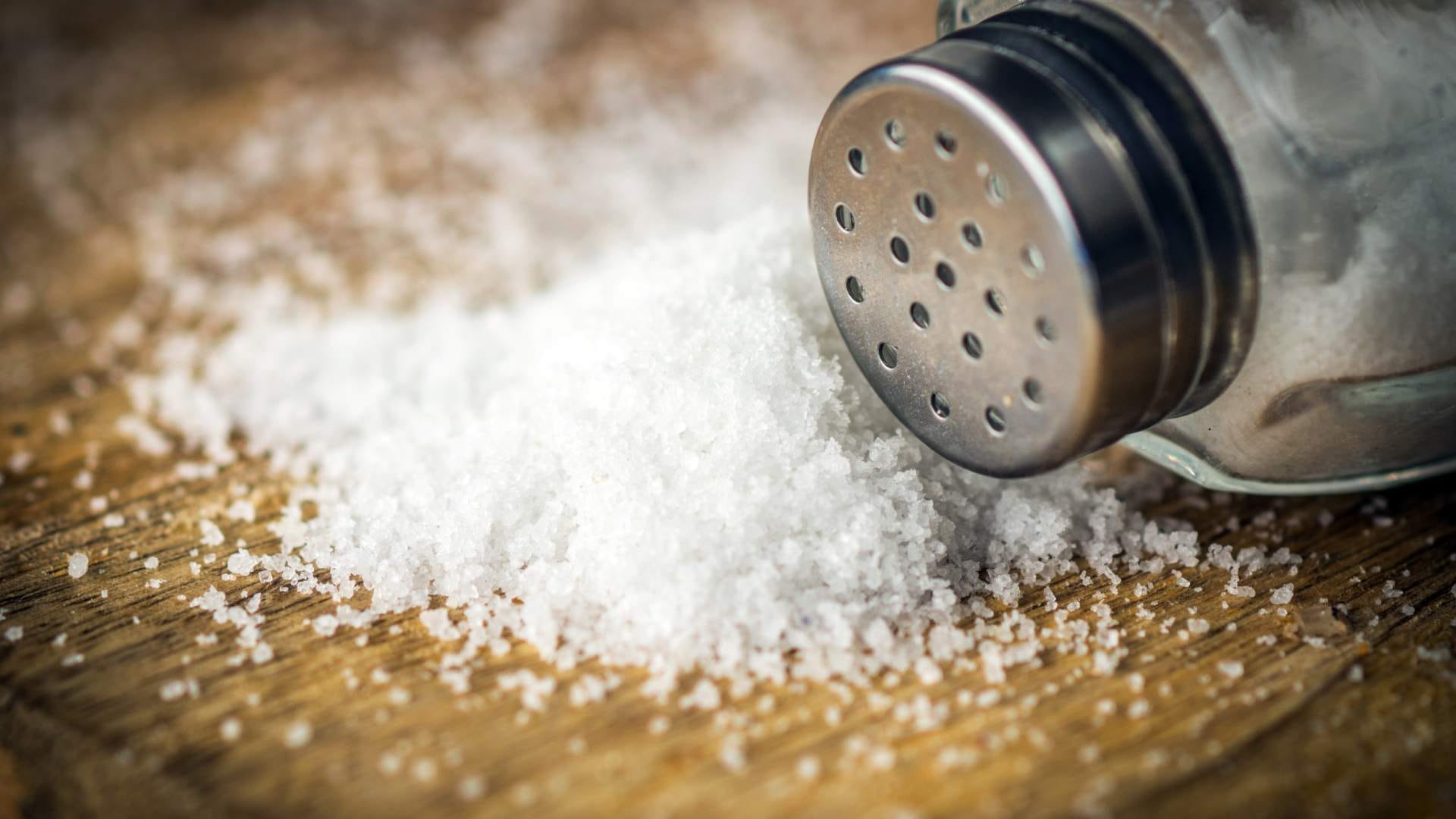 Vastu Tips For Namak Right Place To Keep Salt At Home Ghar Me Namak Rakhne Ke Vastu Niyam