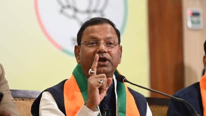 UP: BJP state president Pankaj Chaudhary said, "In 2012, Azam Khan was a senior leader... but Akhilesh became