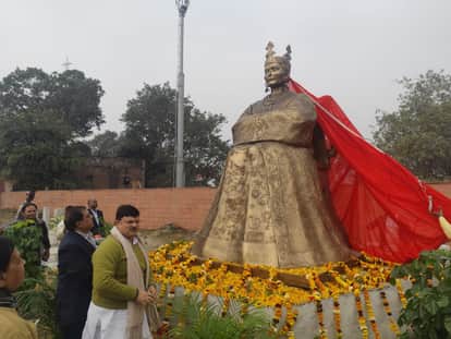 Ayodhya: Queen Ho's statue unveiled in Korea Park