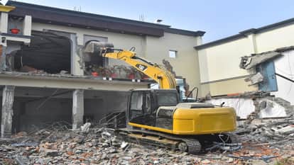 BDA demolished Beg wedding hall in Bareilly