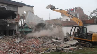 BDA demolished Beg wedding hall in Bareilly
