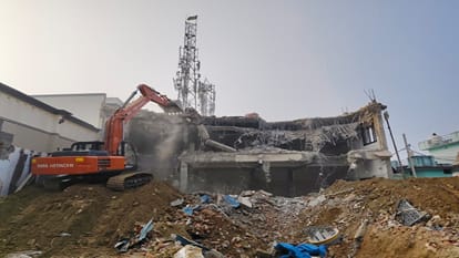 wedding hall demolished by bda in Bareilly