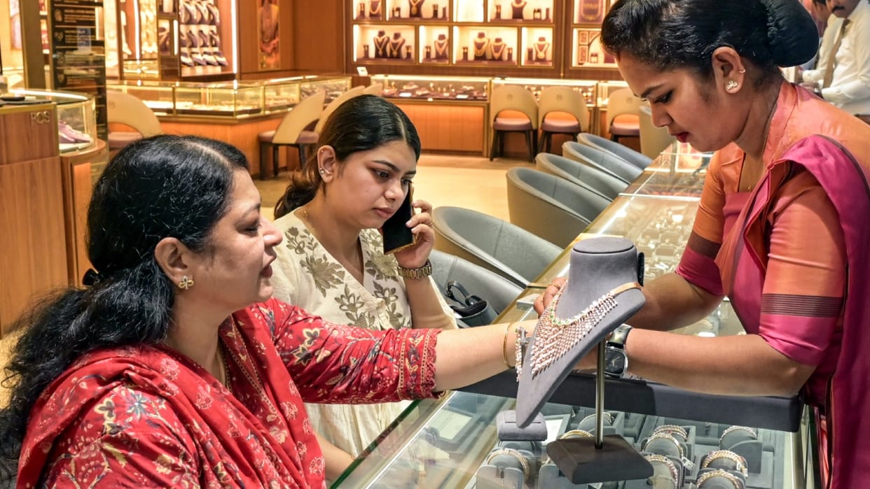 Jaipur Bullion Market: Gold and Silver Prices Soar, Wedding Season Fails to Boost Jewellery Sales