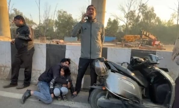 UP: दर्दनाक हादसा...बेटे और पौत्री के सामने पहिये से कुचल गया ठेकेदार,  जिस तरह हुई माैत, कांप जाएगा कलेजा